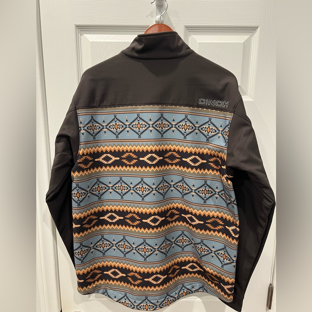 Cinch Softshell Jacket - image 2